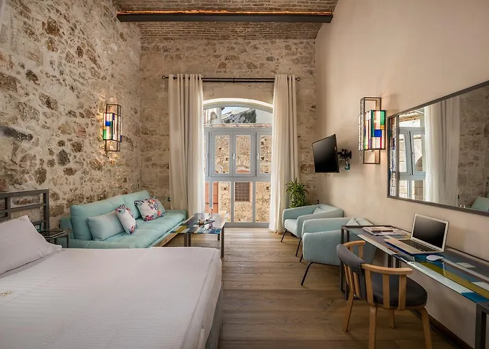 Ambassadors Residence Boutique Hotel