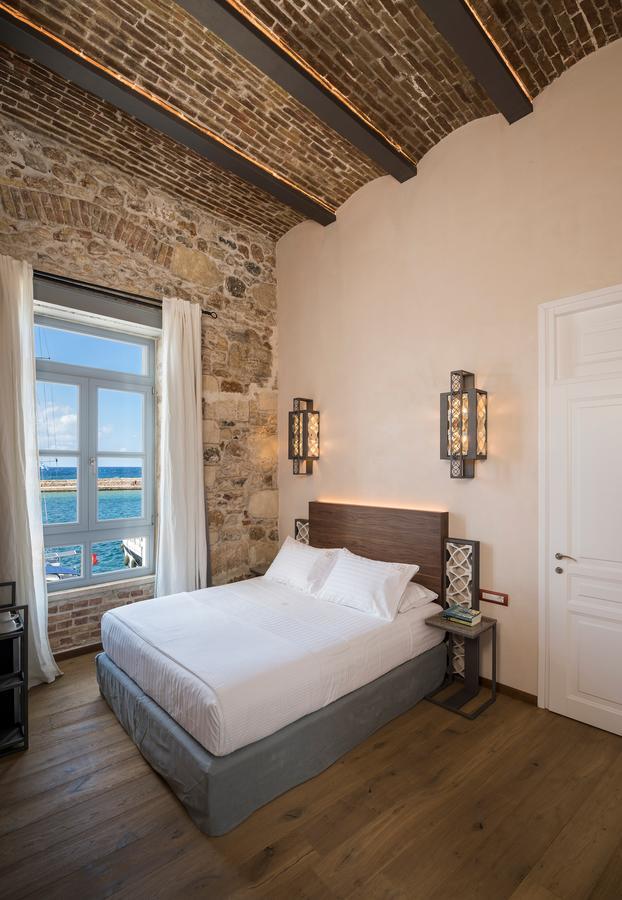 Ambassadors Boutique Otel